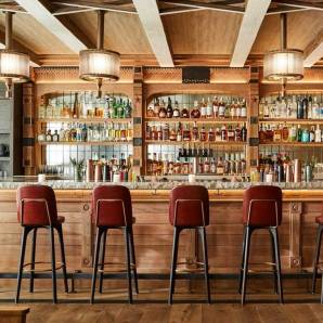 Top Tips to Choose the Bar Stools for Your Hotels, Bars & Restaurants