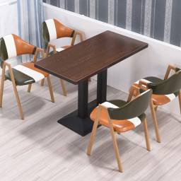 Modern Restaurant Table Manufacturers in Delhi